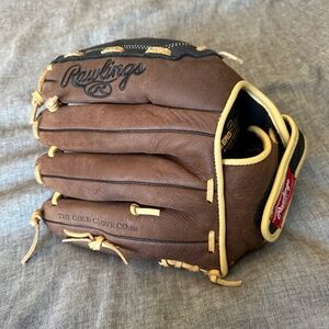 Rawlings 12.5"  Adult Baseball Glove All Leather Shell RBG36
